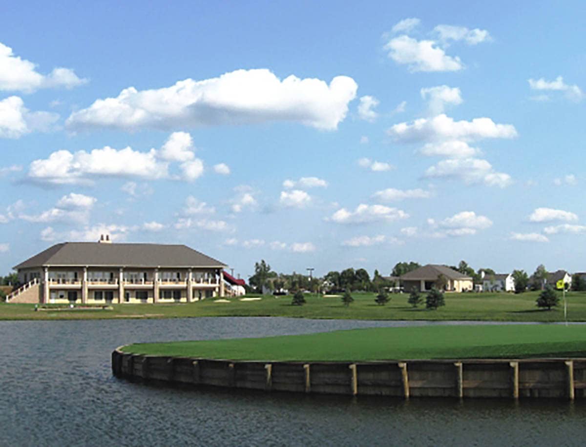 Photo of waterside putting green at Lewis Center's Little Bear Golf Club. A great outdoor activity for your senior loved one