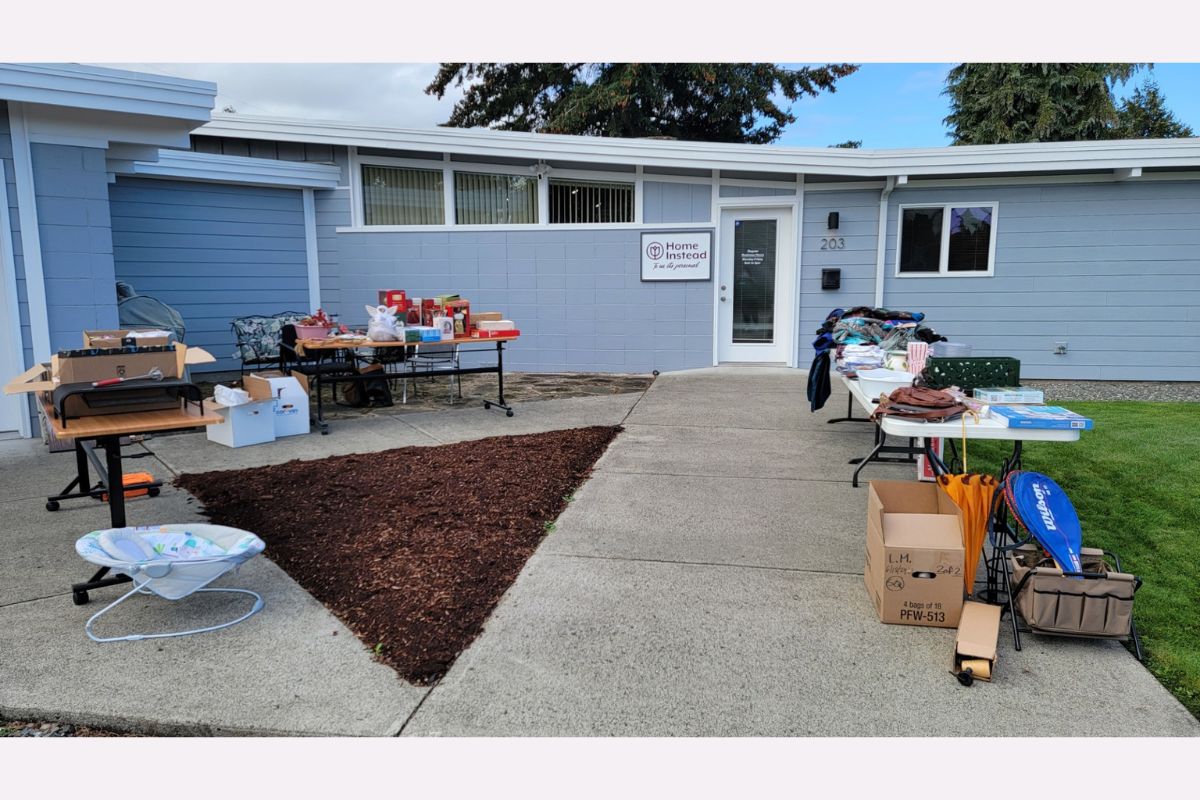 Home Instead of Sequim Turns Yard Sale Finds into Alzheimer's Support