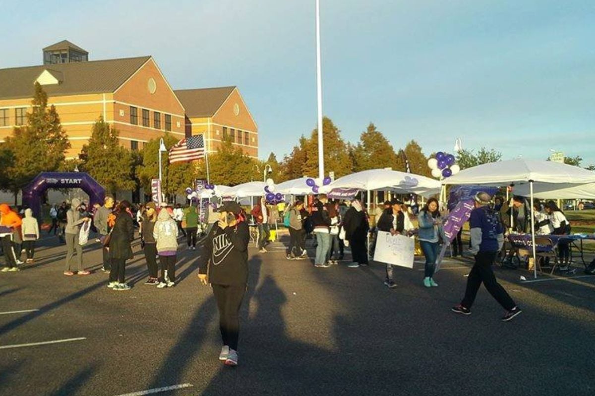 Home Instead Attends Walk to End Alzheimer's Sugar Land, TX hero