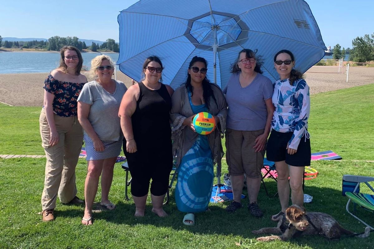 Home Instead Honors Caregivers With a Picnic Day at the Beach!