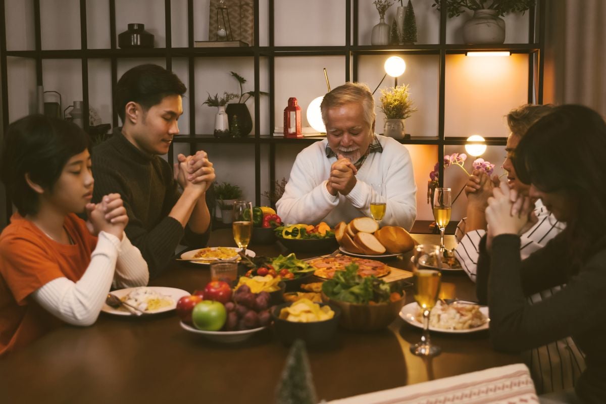 Thanksgiving Conversations Is It Time to Discuss Care for Your Parents