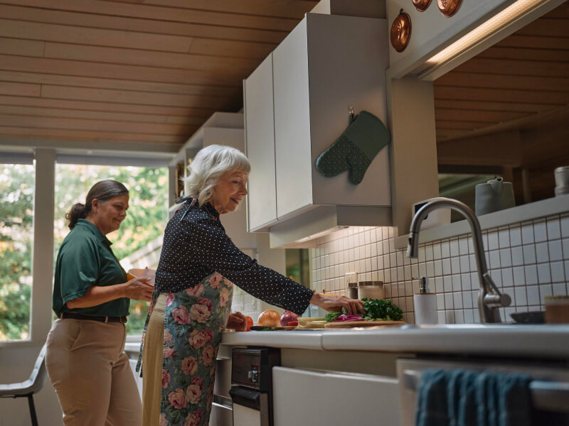 carepro_elderly_woman_kitchen.jpg